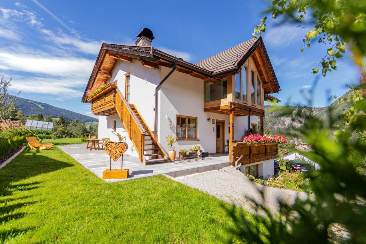 Apartment Dolomites Nest San Martino in Badia Exterior photo